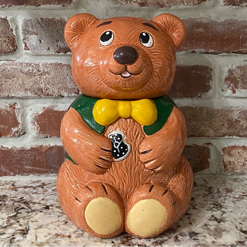 Rare Vintage 1987 Macy’s The Cellar Hand Painted Bear Cookie Jar